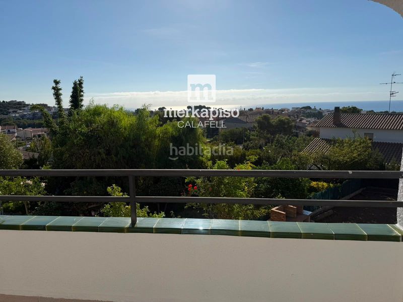 Foto 0a4171c8-6413-4728-a423-7bb20a721c55. Casa amb aparcament a Segur de Calafell nucli urbà Segur de Calafell