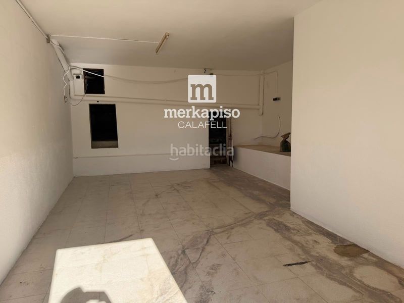 Foto 0bafac2e-540c-4255-ae2c-6b2bcb17122a. Casa amb aparcament a Segur de Calafell nucli urbà Segur de Calafell