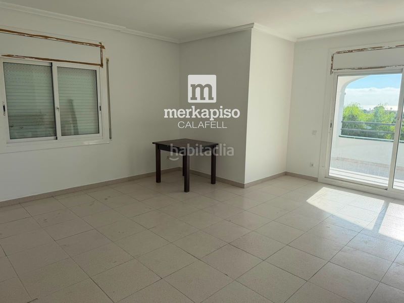 Foto 10b5425e-f015-4d8c-9205-26363b4d8fd6. Casa amb aparcament a Segur de Calafell nucli urbà Segur de Calafell