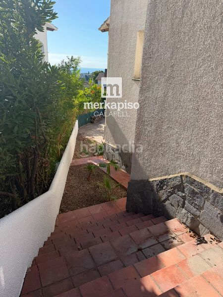 Foto 84b678ee-0aad-47c9-a7f9-bcdfb1312b0e. Casa amb aparcament a Segur de Calafell nucli urbà Segur de Calafell