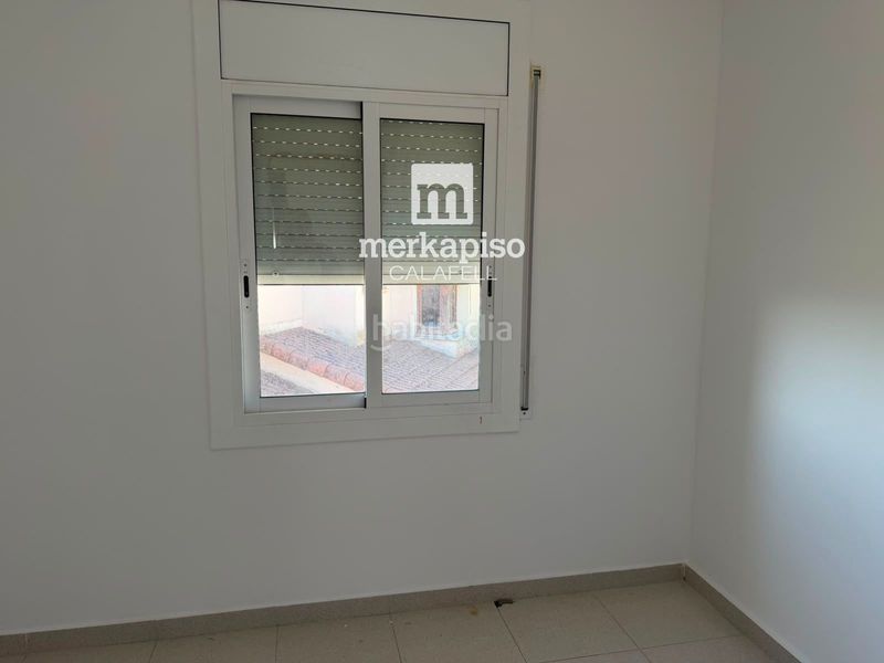 Foto b3cb97b4-2ed3-4145-bce3-5c5d52685200. Casa amb aparcament a Segur de Calafell nucli urbà Segur de Calafell