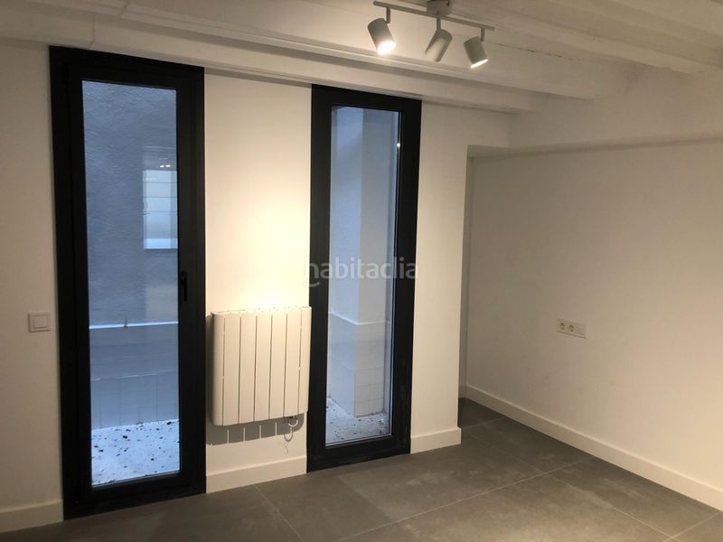 Foto 9459d01d-1f02-4adc-9217-5bf7ed442373. Dúplex a Raval Barcelona