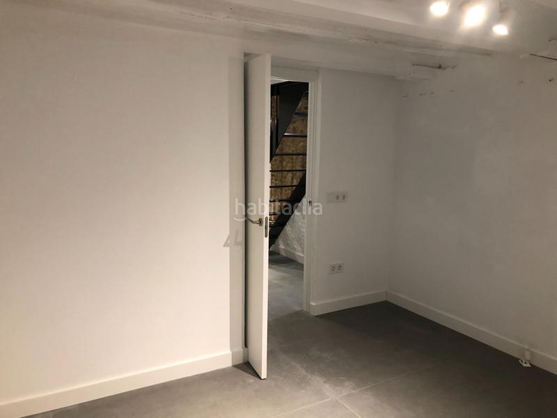 Foto c8331738-d72e-4e98-a24c-bebafe23ffcb. Planta baja piso en venta en calle santa elena solo inversores en Barcelona