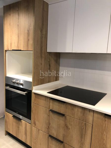 Foto f5ca9585-f9b7-4a65-8737-2dd26fb4a08a. Planta baja piso en venta en calle santa elena solo inversores en Barcelona