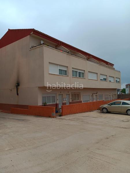 Foto 49233e84-d2a1-4558-a4f9-67463dc35ada. Casa aparellada a Albocàsser