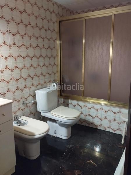 Foto 5738bd09-d12c-4730-a8a6-3150cbf16a1a. Piso  en venta en zona centro en Riu Nord Santa Coloma de Gramenet