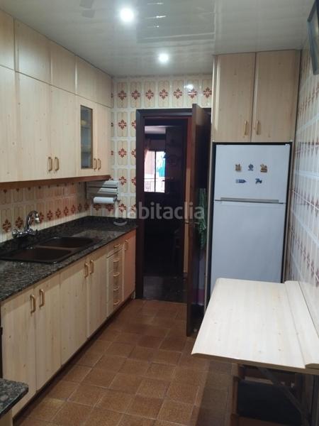 Foto d3c8d35e-7bb4-4285-9720-1e73c4b3f9b3. Piso  en venta en zona centro en Riu Nord Santa Coloma de Gramenet