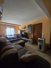 Pis  Vidal i guasch. Piso de 4 habitaciones en les roquetes