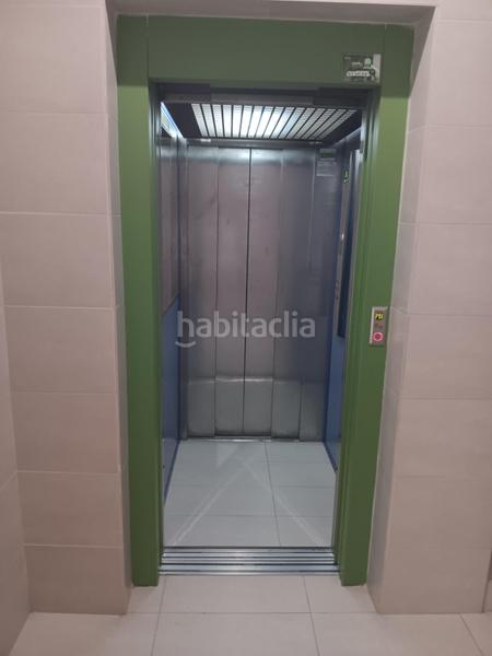 Foto 2783c23d-550c-4924-a13a-694ccf5a1ede. Aparcament cotxe a Ampolla (L´)