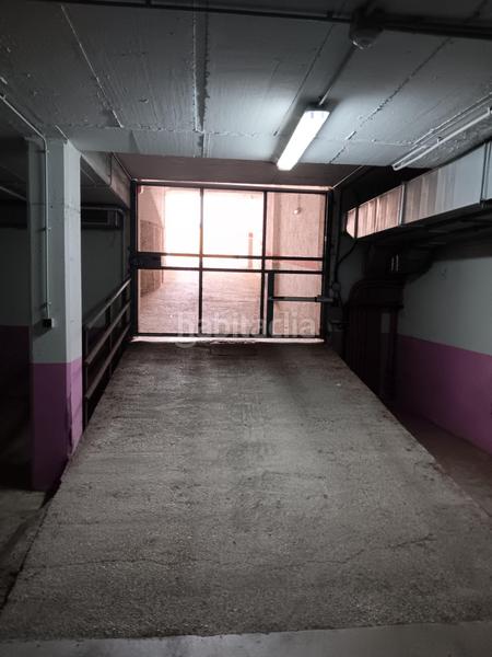 Foto 99ecc3cb-4585-4787-afaf-a7dd89212f6c. Aparcament cotxe a Ampolla (L´)