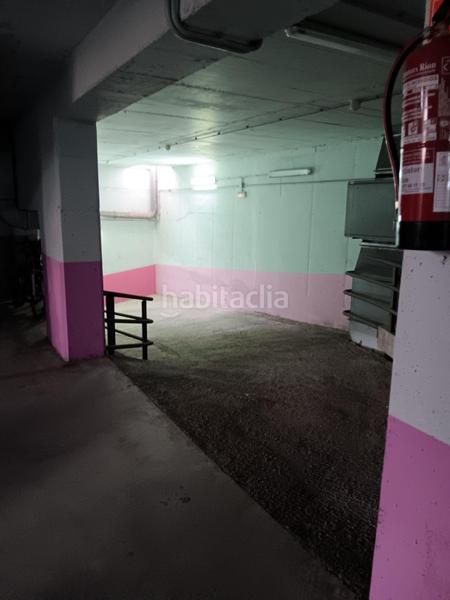 Foto b9001767-295d-476b-9912-d546da308136. Aparcament cotxe a Ampolla (L´)