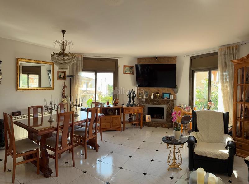 Foto d10e4704-88d3-4dbb-a7a1-b3402248ccb4. House with heating parking in Cunit residencial Cunit