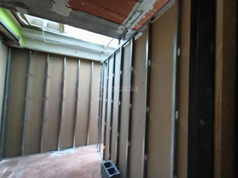 Foto 307327f7-aec7-4723-98fd-f47b7e381c50. Erdgeschoss in Morera Badalona