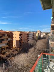 Appartamento  D'amèrica. Gran piso en av américa de mataró