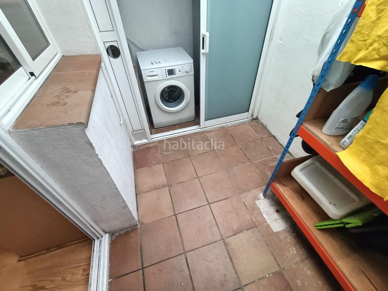 Foto 25a67d18-0b71-4044-9da4-e686252709ee. Casa amb calefacció a Casagemes Badalona