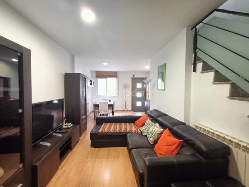 Foto cdd05763-b87e-410e-8621-404038e43c44. Casa amb calefacció a Casagemes Badalona
