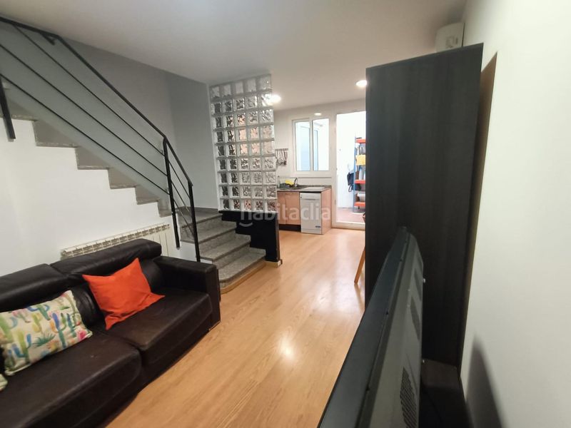 Foto dbf00ee6-fdee-4d35-bd85-0e3d334185bb. Casa amb calefacció a Casagemes Badalona