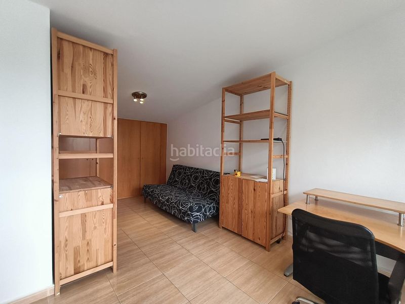 Foto e5b2013e-5c7f-42d1-b3dc-e33fd1b5cc6e. Casa amb calefacció a Casagemes Badalona