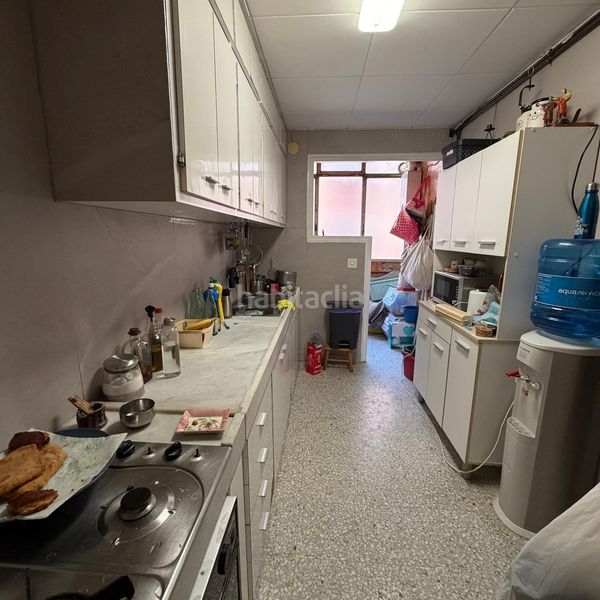 Foto 334955fc-a6da-46a9-bccf-e261c159961a. Piso  en venta en Can Rull de 3 habitaciones muy luminoso en Sabadell