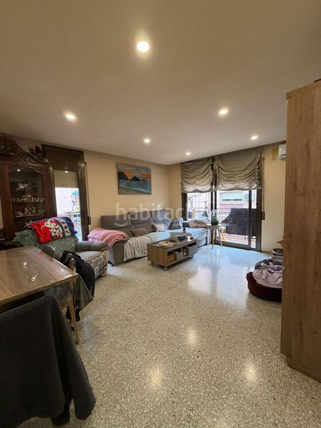 Foto c8f0535e-7605-4cea-813d-bc4bc62905ad. Piso  en venta en Can Rull de 3 habitaciones muy luminoso en Sabadell