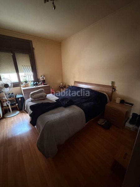 Foto e8e865e6-4348-4a65-a18b-342713f94e12. Piso  en venta en Can Rull de 3 habitaciones muy luminoso en Sabadell