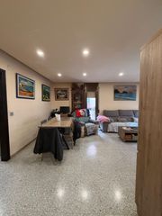 Flat in Can Rull. Piso en venta en can rull, muy luminoso, amplio y esquinero