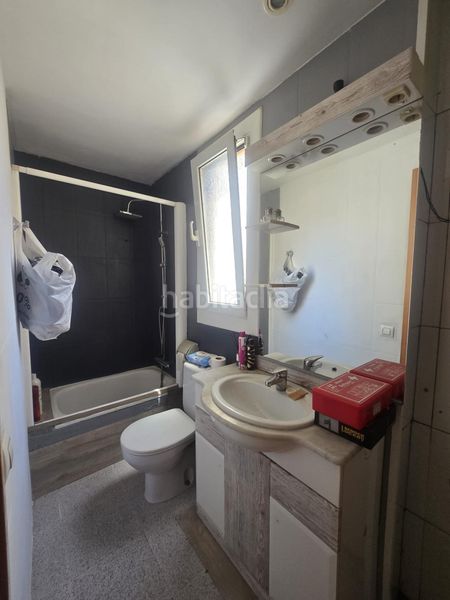 Foto 14180a79-4b8a-47af-8858-74699115c7fd. Àtic a Roquetes Barcelona