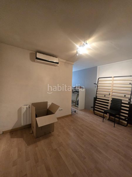 Foto fa7379b0-ccc0-4db7-a784-aae2f29c3fd8. Àtic a Roquetes Barcelona