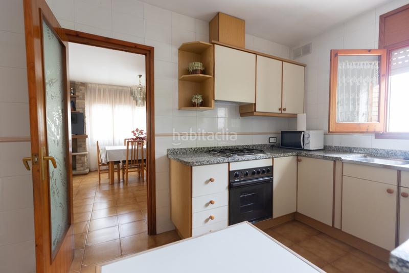 Foto 1266e9de-0b40-42f1-9dd0-5a87e44d8b8e. Haus mit heizung parking in Seva