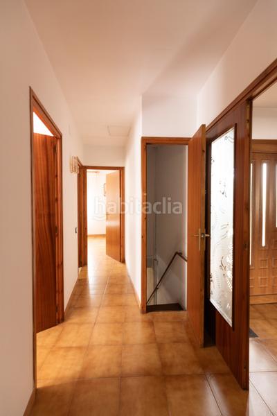 Foto 15c09844-ca92-42de-bd65-718bc03e3e12. Haus mit heizung parking in Seva