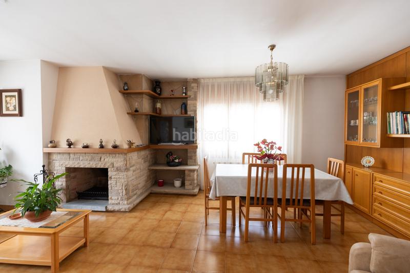 Foto 1cbdb37f-ee1e-4fce-8a46-5c448e8fc63a. Haus mit heizung parking in Seva