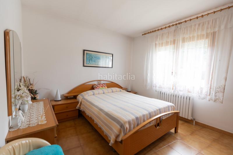 Foto 7475b43b-22f7-4c1a-ab34-d31df07852fd. Haus mit heizung parking in Seva