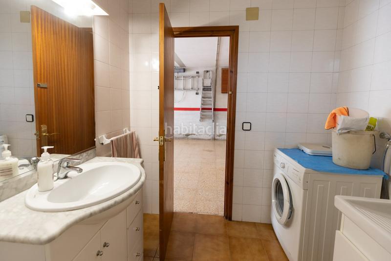 Foto d4dc4468-7a5e-4094-a35d-d43c63163842. Haus mit heizung parking in Seva