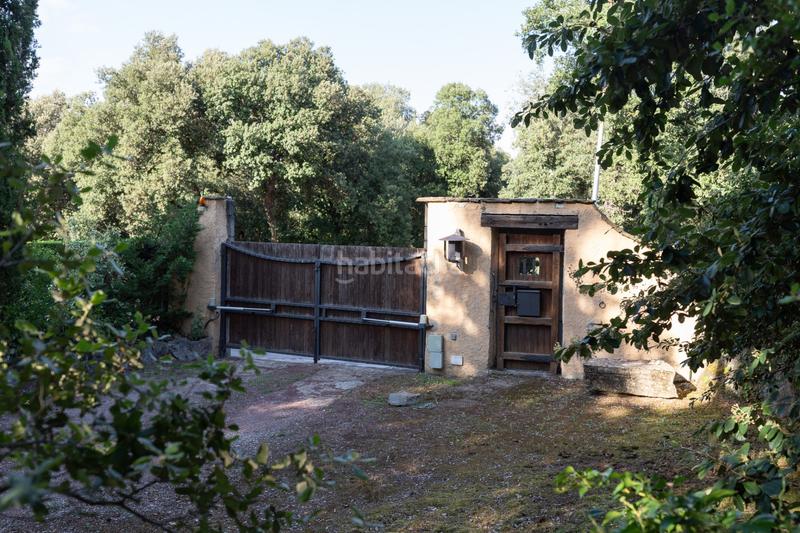 Foto 21e0421a-4940-4678-86da-8caea036ebc0. House with parking in Seva