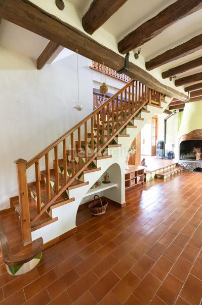 Foto 53b59398-918e-4956-b224-f68d8564fa99. House with parking in Seva