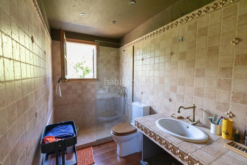 Foto 61ae21b2-53ad-43a1-8b56-cb5046b2170c. House with parking in Seva