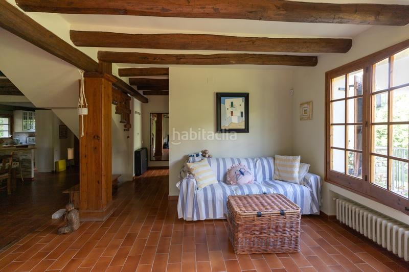 Foto 638b7556-fb07-4358-a27e-ae7bcbdb44bb. House with parking in Seva