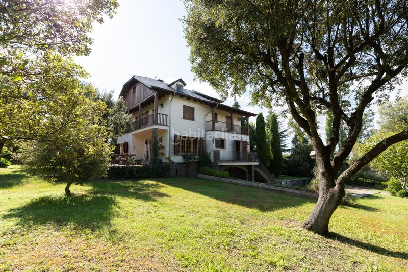 Foto 8f5cd756-31b5-4d6b-b9f9-3133512772d0. House with parking in Seva