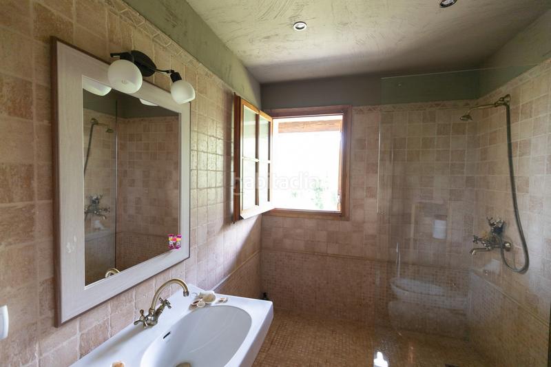 Foto 9c464fd5-4fee-4378-95b6-76ad5fef8b3c. House with parking in Seva