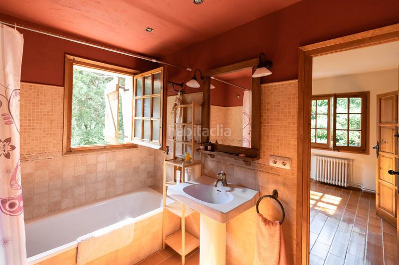 Foto e51de0d7-492b-41fb-8742-49d58df1df66. House with parking in Seva