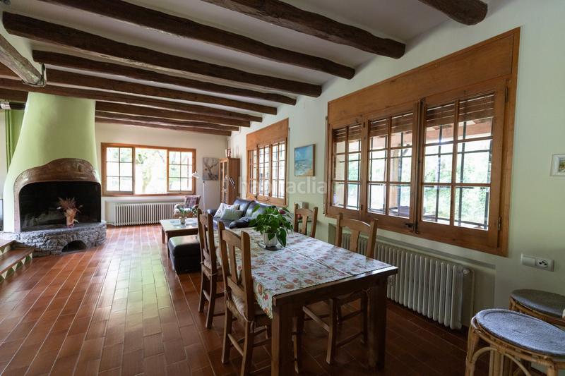 Foto f0665a98-1090-4f41-ad7f-e45a99e1be75. House with parking in Seva