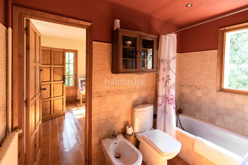 Foto f23a31d7-5cf7-46c9-b5b6-3df3fcaac132. House with parking in Seva