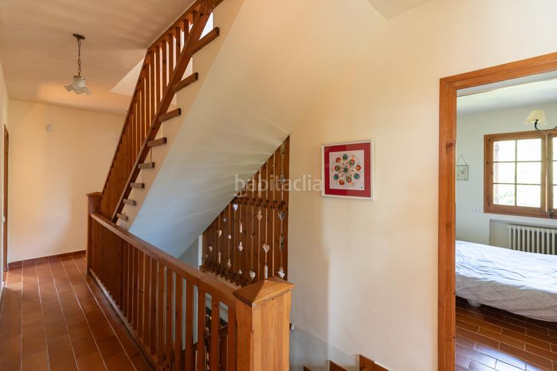 Foto f5e1b04f-b0ea-45af-9448-59f809bea05a. House with parking in Seva