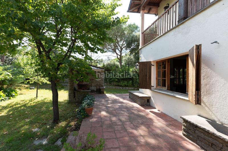 Foto f972614a-0bd1-4d95-9a3f-17e6abae5dc1. House with parking in Seva