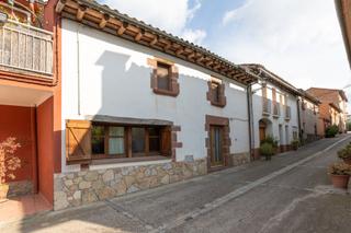 Country house  De pedret