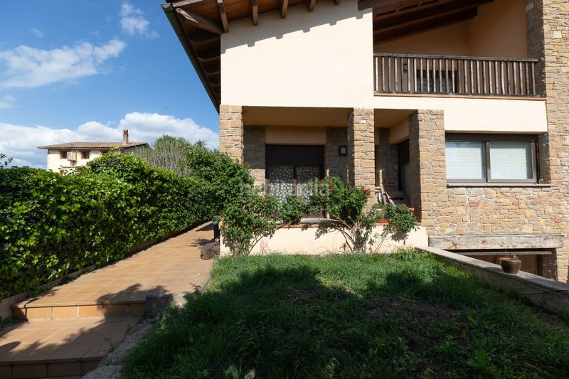 Foto 3fabcd56-03f5-4176-96e7-685eeda7f754. Casa amb calefacció aparcament a Seva