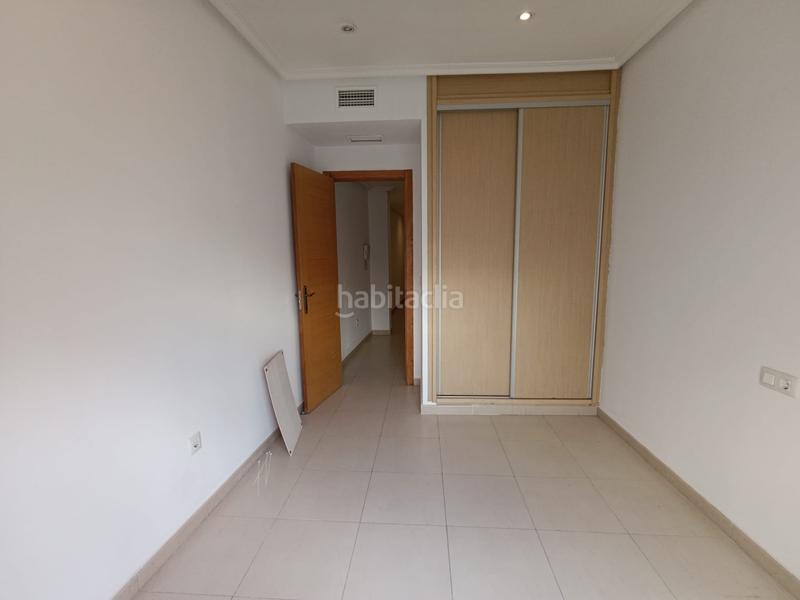 Foto ad446477-3637-4d4b-9760-51014f6ea553. Pis amb aparcament a Puerto Deportivo Torrevieja