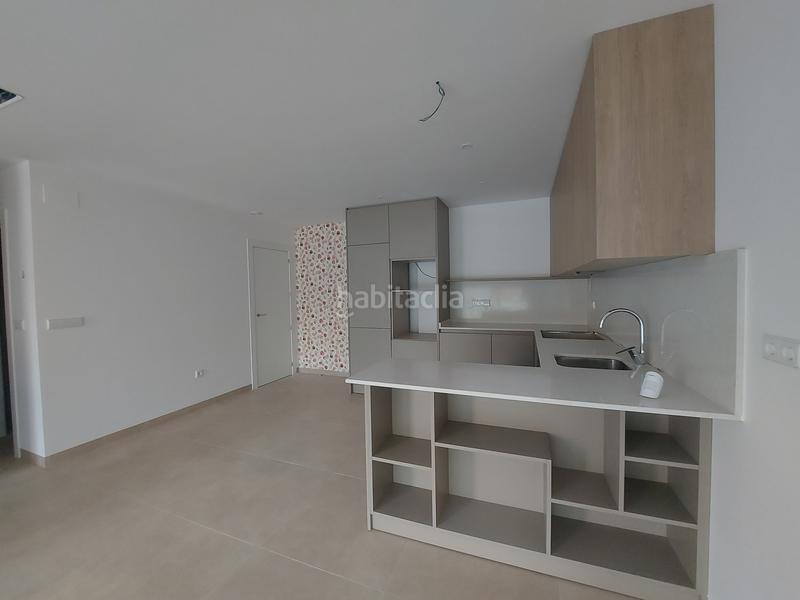 Foto e7793bce-b96e-49e3-b811-8ce1a9d385a1. Casa adosada en calle blanca 4e en San Pedro del Pinatar San Pedro del Pinatar