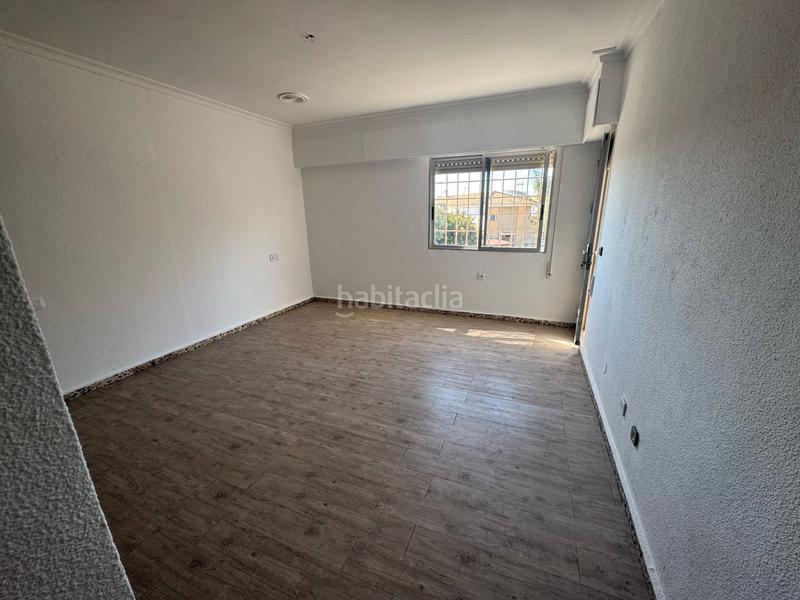 Foto 329c6dae-2ed2-40a7-8518-9d3b6aef7f23. Piso  4 dormitorios con terraza solarium en San Javier San Javier