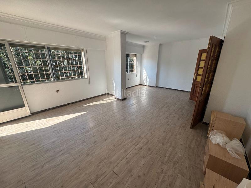 Foto c5573a44-8ecf-4e3a-b94f-3f0345c5d62c. Piso  4 dormitorios con terraza solarium en San Javier San Javier